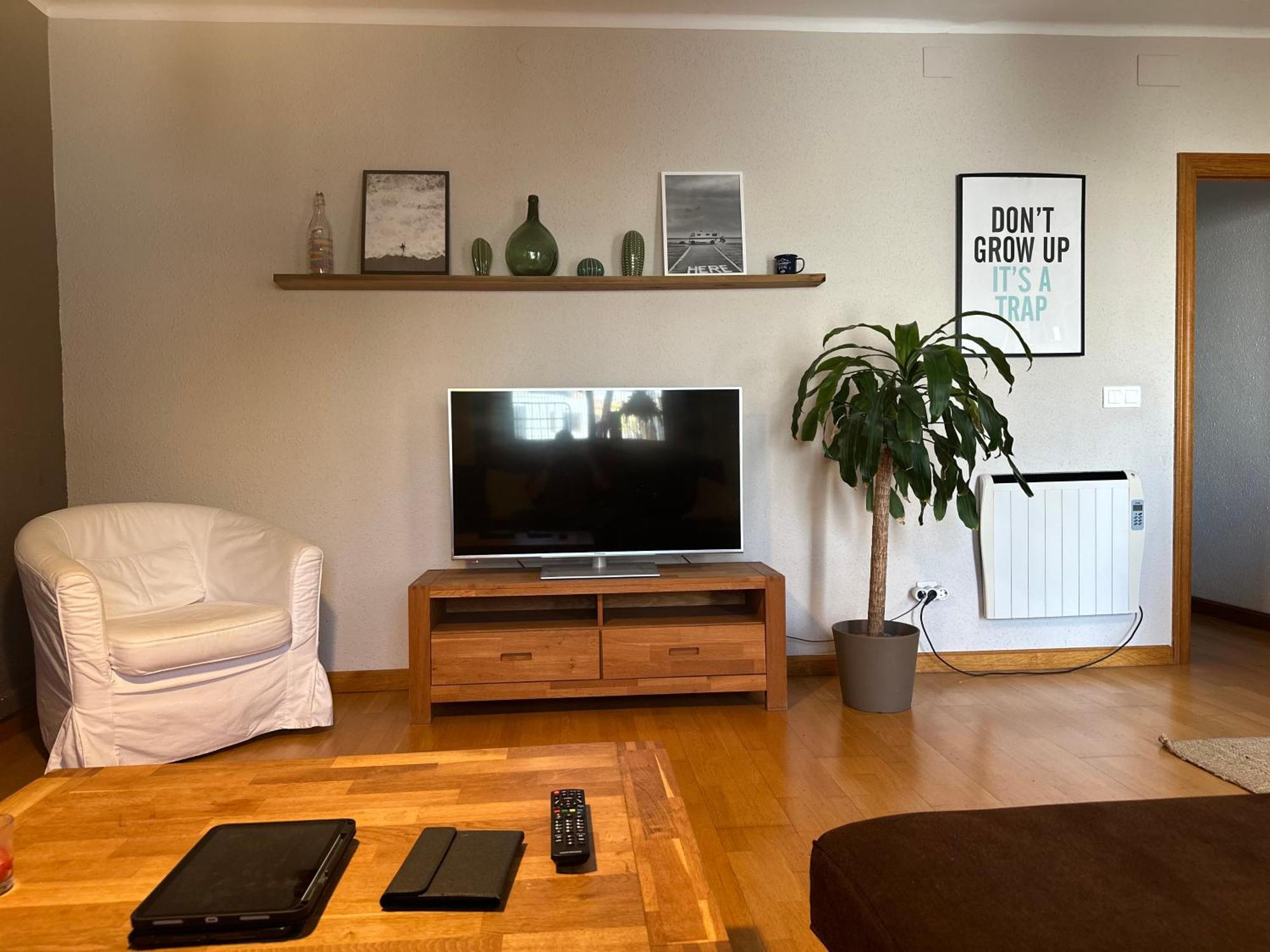 Moderno Apartamento En El Centro فيلانوفا إي لا خيلترا المظهر الخارجي الصورة